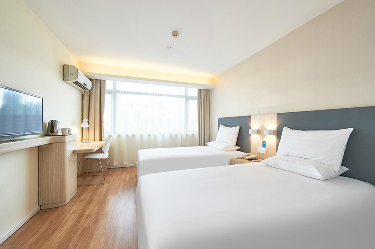 Hanting Hotel Zhuhai Gongbei Port Qinglv Nanlu Branch Bagian luar foto