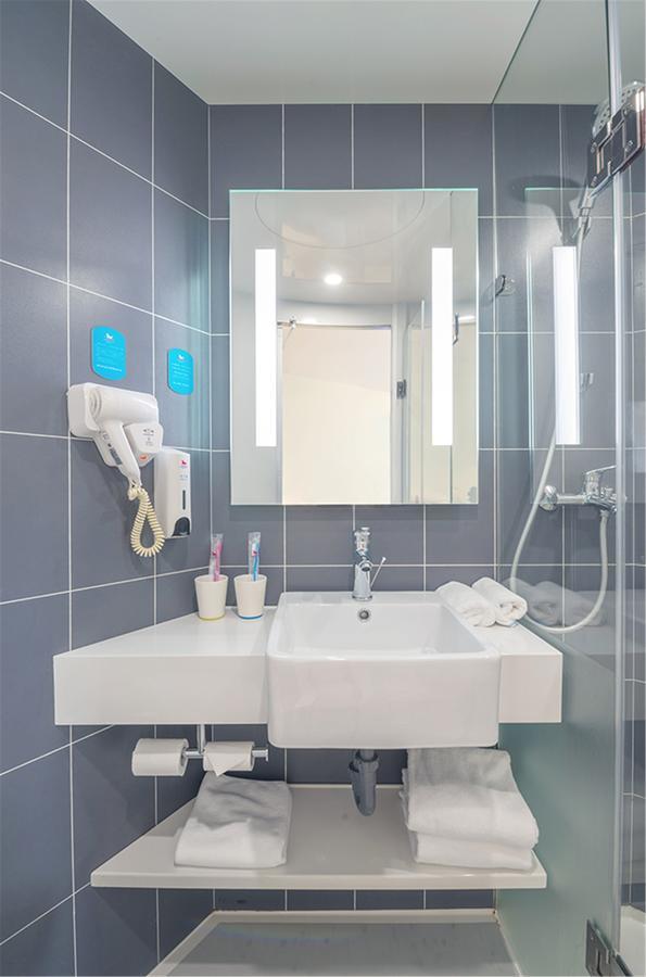 Hanting Hotel Zhuhai Gongbei Port Qinglv Nanlu Branch Bagian luar foto