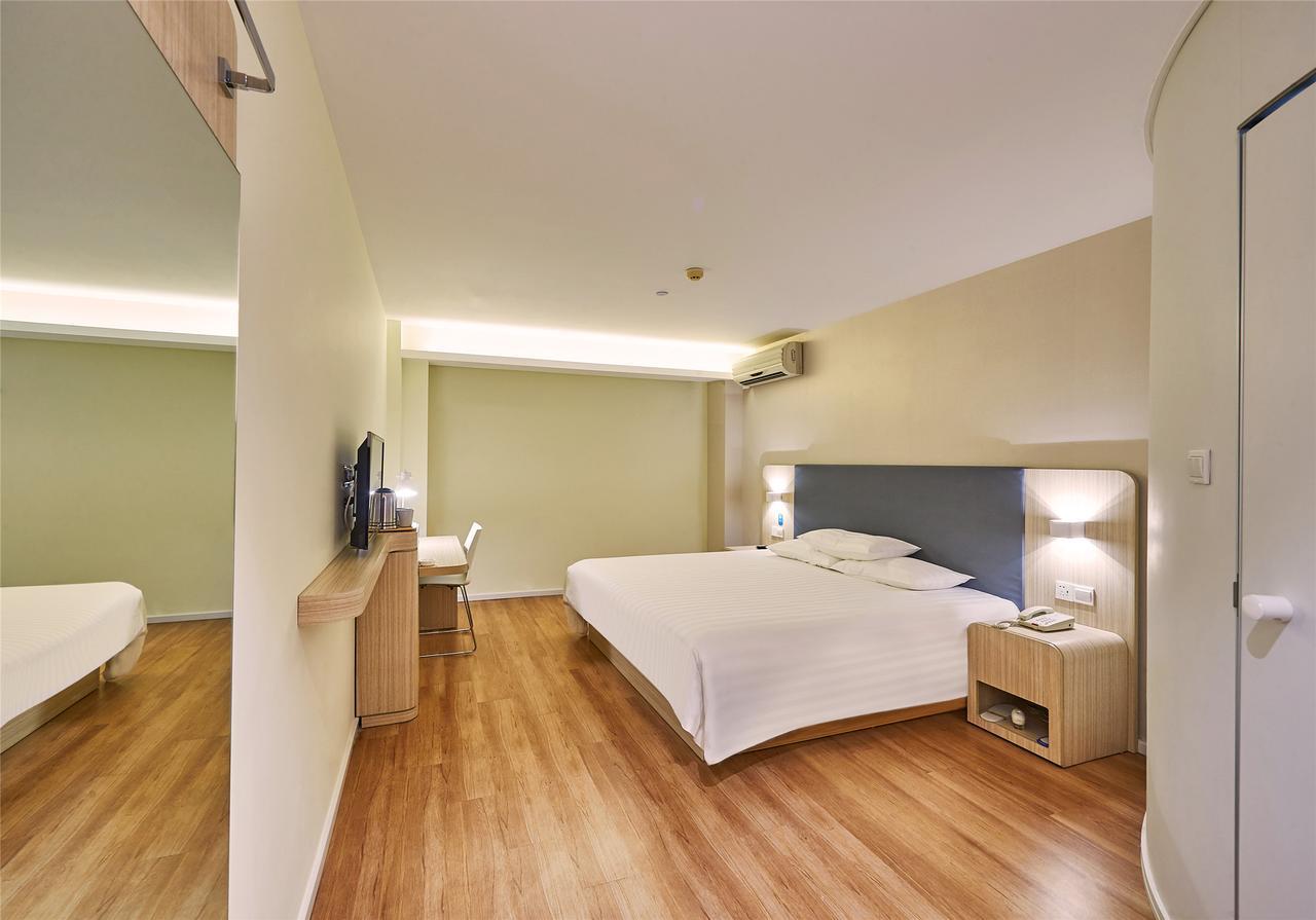Hanting Hotel Zhuhai Gongbei Port Qinglv Nanlu Branch Bagian luar foto